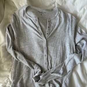 Abercrombie & Fitch Light Gray Ribbed Button-Down Shirt